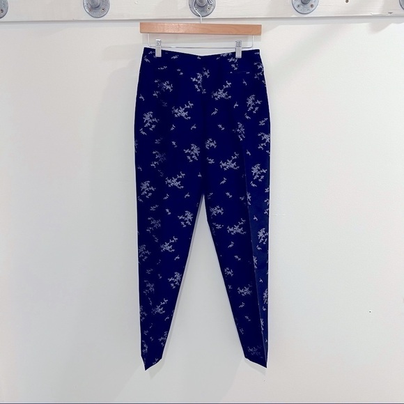 𝅺TALBOTS cropped leg floral pants - Picture 1 of 7